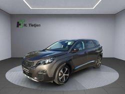 Grau Gebraucht 2018 Peugeot 5008 Allure Van / Kleinbus | 20.590 € (Guter Preis)
