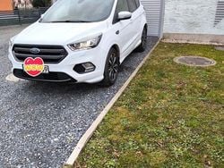 Weiß Gebraucht 2019 Ford Kuga ST-Line SUV | 15.950 € (Guter Preis)