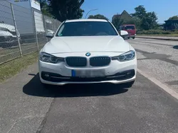 Weiß Gebraucht 2017 BMW 318 Sport Line Kombi | 14.000 € (Fairer Preis)