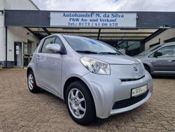 Silver metallic Gebraucht 2009 Toyota iQ Kleinwagen | 4.480 € (Teuer)