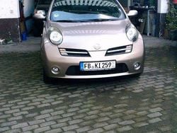 Beige Gebraucht 2006 Nissan Micra C+C Premium Edition Cabrio | 4.440 € (Teuer)