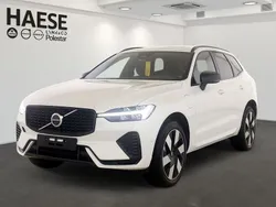 Crystal white / metallic Gebraucht 2025 Volvo XC60 Plus SUV | 52.900 € (Fairer Preis)