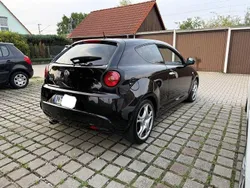 Schwarz Gebraucht 2009 Alfa Romeo MiTo Turismo Kleinwagen | 3.500 € (Fairer Preis)