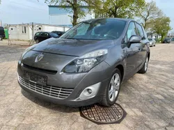 Grau Gebraucht 2010 Renault Scénic III Dynamique Van / Kleinbus | 4.999 € (Etwas zu teuer)