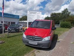 Rot Gebraucht 2012 Mercedes Vito Van / Kleinbus | 6.999 € (Guter Preis)