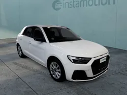 Weiß Gebraucht 2024 Audi A1 Sportback Kleinwagen | 22.390 € (Fairer Preis)