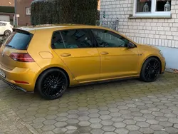 Gold Gebraucht 2019 VW Golf VII R Limousine | 27.999 € (Fairer Preis)