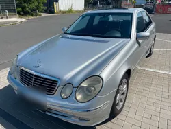 Silber Gebraucht 2003 Mercedes E220 Avantgarde Limousine | 6.999 € (Teuer)