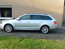 Silber Gebraucht 2017 Skoda Octavia Style Kombi | 11.000 € (Guter Preis)