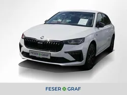 Moon weiss perleffekt Gebraucht 2024 Skoda Scala Selection Kleinwagen | 21.908 € (Guter Preis)