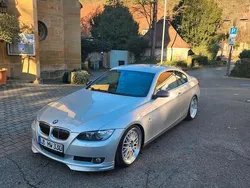 Silber Gebraucht 2007 BMW 330 M Performance Coupé | 12.000 € (Etwas zu teuer)