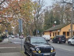 Schwarz Gebraucht 2005 Jeep Cherokee SUV | 4.700 € (Etwas zu teuer)
