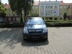 Blau Gebraucht 2006 Opel Meriva Cosmo Van / Kleinbus | 1.599 € (Guter Preis)