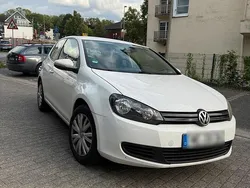 Weiß Gebraucht 2009 VW Golf VI Kleinwagen | 3.300 € (Guter Preis)