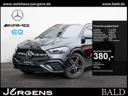 Schwarz nachtschwarz Gebraucht 2024 Mercedes GLA200 AMG SUV | 40.390 € (Fairer Preis)