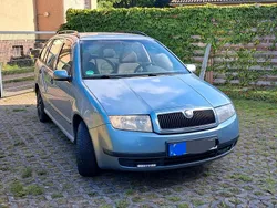 Grau Gebraucht 2003 Skoda Fabia Kombi | 700 € (Guter Preis)