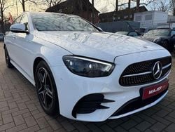 Weiß Gebraucht 2020 Mercedes E220 AMG line Limousine | 32.900 € (Fairer Preis)