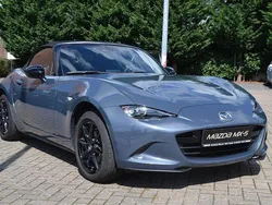 Grau Gebraucht 2022 Mazda MX5 Ad'Vantage Cabrio | 24.450 € (Fairer Preis)