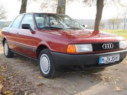 Rot Gebraucht 1986 Audi 80 Limousine | 7.990 €