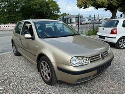 Gold Gebraucht 2002 VW Golf IV Edition Limousine | 690 € (Superpreis)