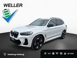 Mineralweiß (weiß) Gebraucht 2024 BMW iX3 M Sport SUV | 51.400 € (Superpreis)