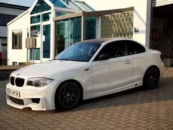 Weiß Gebraucht 2008 BMW 135 Coupé Coupé | 22.999 €