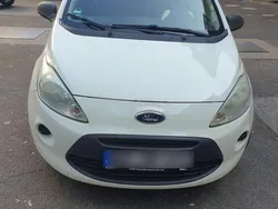 Weiß Gebraucht 2011 Ford Ka Kleinwagen | 2.399 € (Fairer Preis)