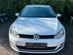 Weiß Gebraucht 2013 VW Golf VII Kleinwagen | 4.499 € (Fairer Preis)