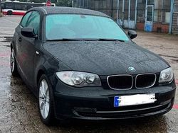 Schwarz Gebraucht 2011 BMW 120 Kleinwagen | 3.900 €