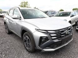 Shimmering silver metallic shimmering silver metallic Neu 2025 Hyundai Tucson Select SUV | 30.134 € (Guter Preis)