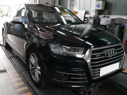 Blau Gebraucht 2017 Audi SQ7 Sport SUV | 24.900 €