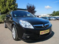 Schwarz Gebraucht 2008 Opel Vectra Edition+ Kombi | 3.999 € (Teuer)