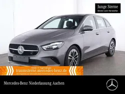 Grau Gebraucht 2024 Mercedes B200 Advanced Plus Van / Kleinbus | 33.990 € (Teuer)