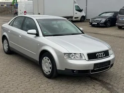 Silber Gebraucht 2004 Audi A4 Limousine | 1.950 € (Guter Preis)