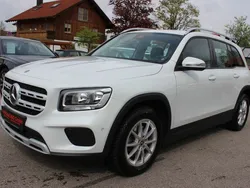 Mercedes GLB180
