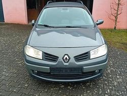 Gebraucht 2007 Renault Mégane II Kombi | 750 €