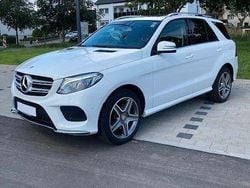Weiß Gebraucht 2015 Mercedes GLE250 AMG line SUV | 26.999 € (Fairer Preis)