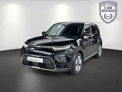 Schwarz (schwarz) Gebraucht 2023 Kia Soul EV Inspiration SUV | 29.990 € (Guter Preis)