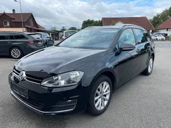 Schwarz Gebraucht 2015 VW Golf VII LOUNGE Kombi | 11.999 € (Fairer Preis)