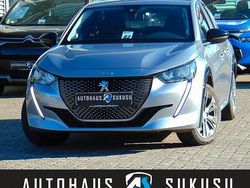 Grau Gebraucht 2022 Peugeot e-208 Active Kleinwagen | 15.990 € (Fairer Preis)