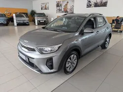 Astrograu Neu 2025 Kia Stonic Vision SUV | 23.690 € (Fairer Preis)
