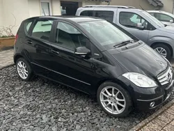 Schwarz Gebraucht 2011 Mercedes A180 Avantgarde Van / Kleinbus | 3.900 € (Fairer Preis)