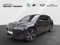 Saphirschwarz Gebraucht 2022 BMW iX Sport Line SUV | 46.707 € (Superpreis)