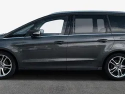 Grau Gebraucht 2019 Ford Galaxy Titanium Van / Kleinbus | 21.890 € (Fairer Preis)