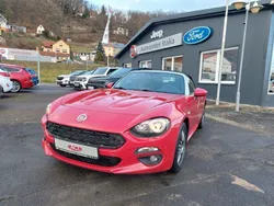 Rot Gebraucht 2016 Fiat 124 Spider Lusso Cabrio | 17.990 € (Etwas zu teuer)