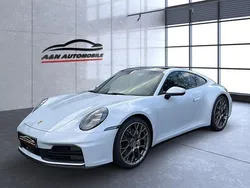 Weiß Gebraucht 2024 Porsche 911 Carrera Coupé | 155.911 € (Fairer Preis)