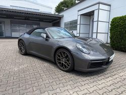 Grau Gebraucht 2021 Porsche 992 Cabrio | 120.900 €