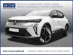 Weiß Gebraucht 2024 Renault Scénic Iconic Van / Kleinbus | 42.444 € (Guter Preis)
