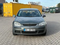 Grün Gebraucht 2004 VW Golf V Limousine | 1.000 € (Superpreis)