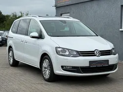 Weiß Gebraucht 2015 VW Sharan Highline Van / Kleinbus | 18.499 € (Fairer Preis)
